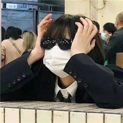 改则伴游女生冯萧玉的资料