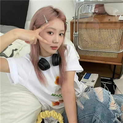 改则伴游女生左惜筠的资料