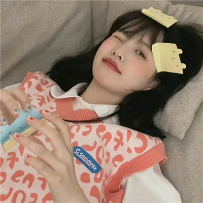 改则伴游女生孝书慧的资料